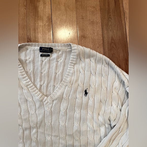 White polo sweater - Picture 3 of 3